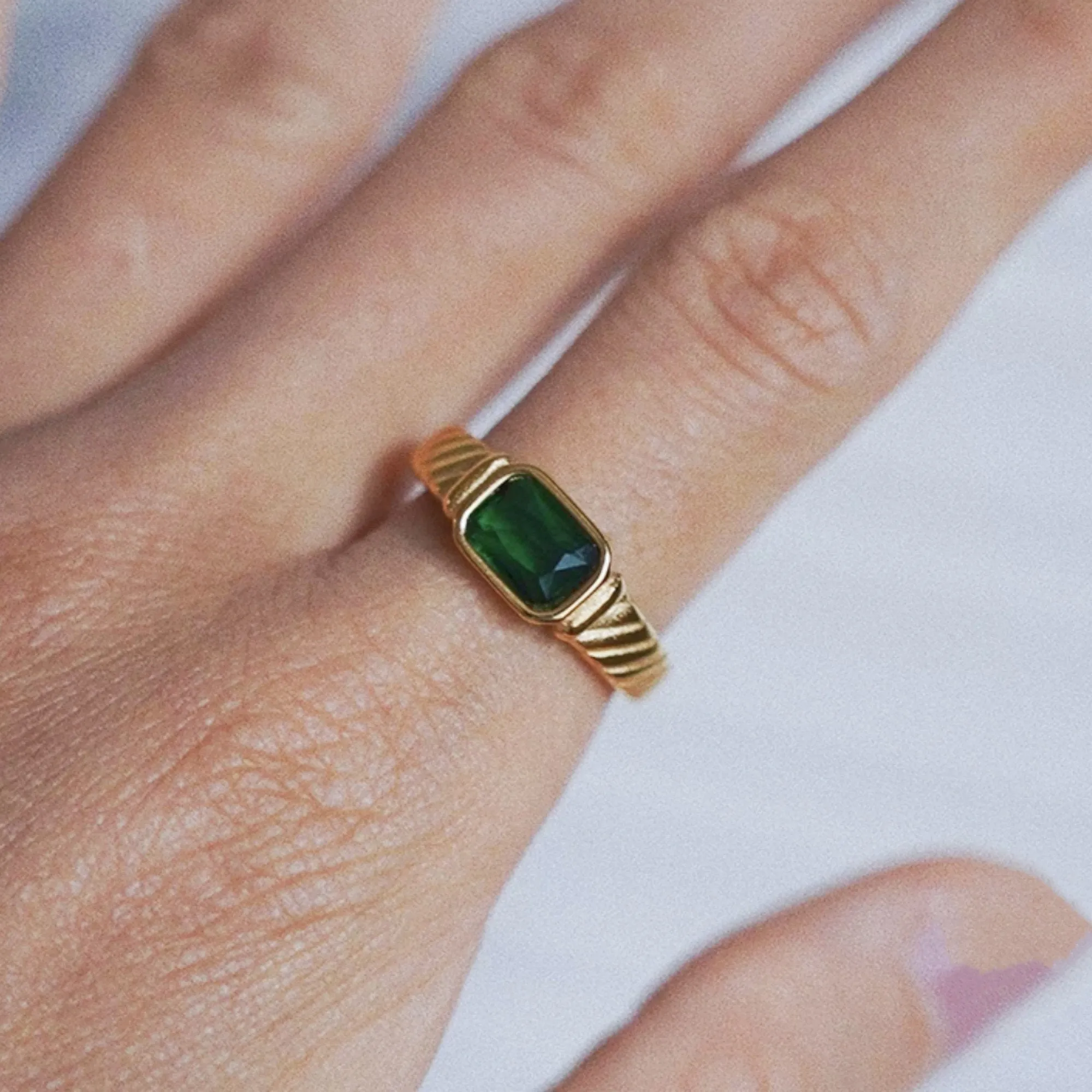 4FunGift® Dainty Gold Plated Rectangle Emerald Imitation Signet Ring Jewelry Luxury Zircon Stone Rings for Women Gold Gem Ring