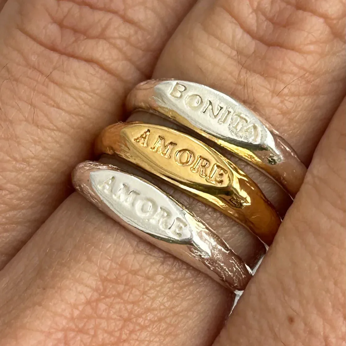 Amore Signet Ring