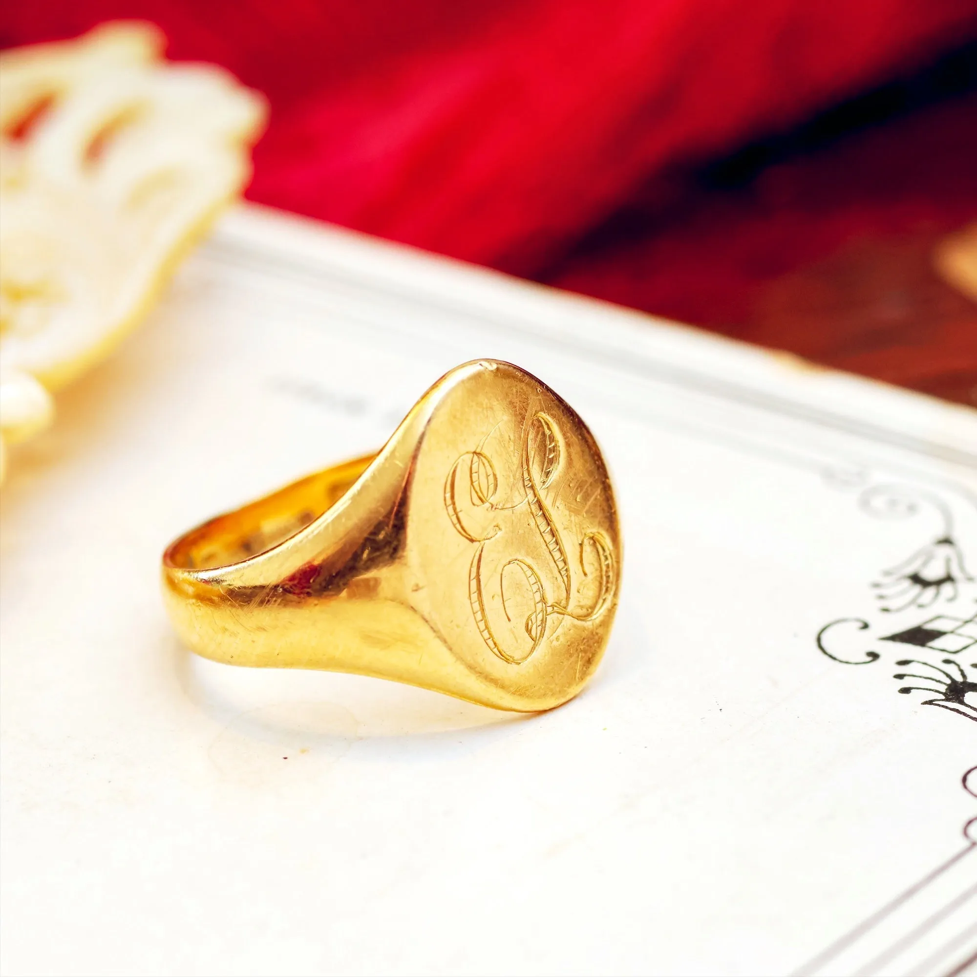 Antique 18ct Gold Hand Engraved 'EL' Signet Ring