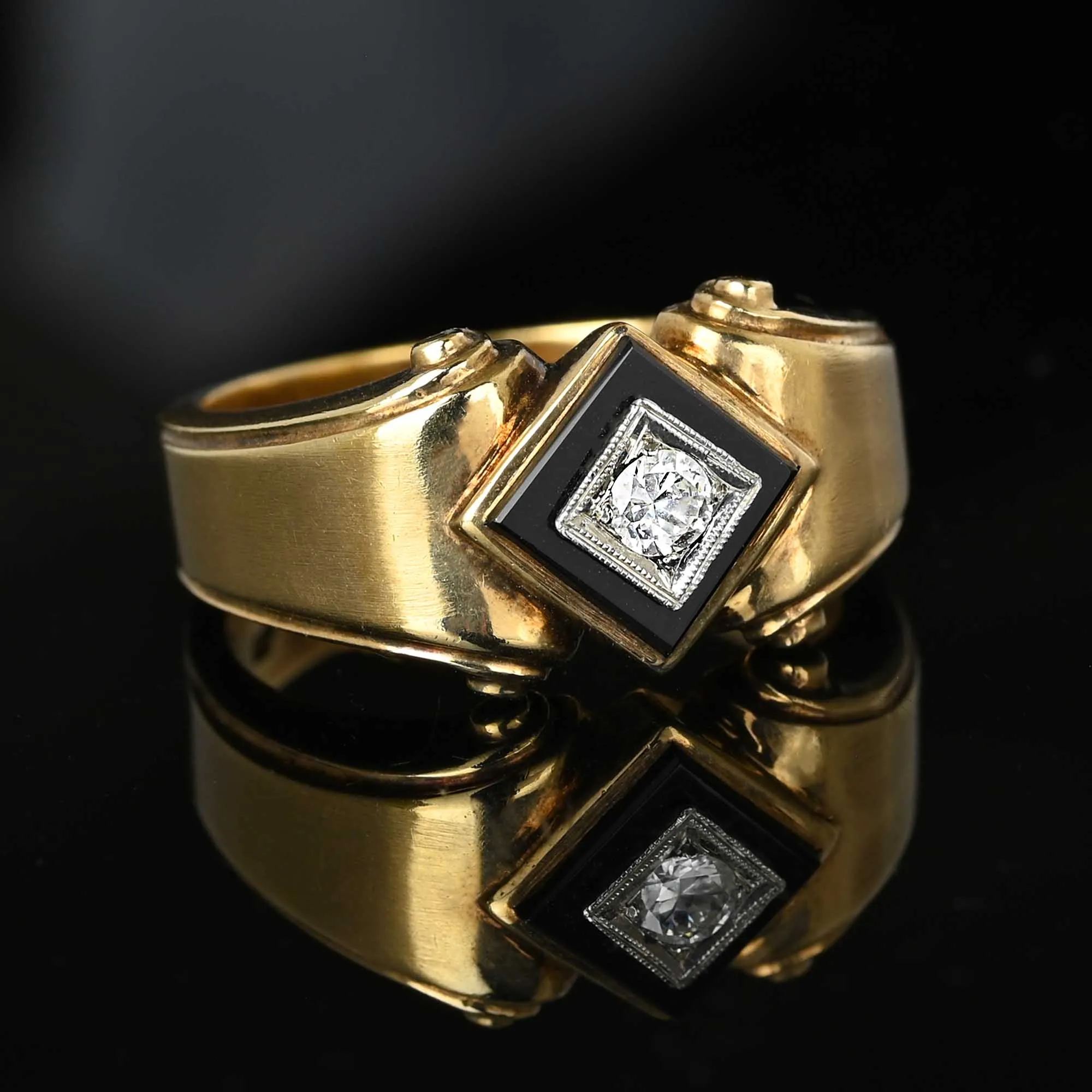 Art Deco Diamond Onyx Signet Ring in Gold