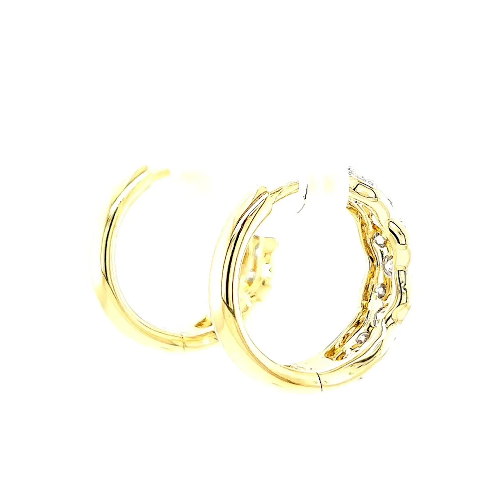 Celebration 9ct Yellow Gold Round Brilliant Cut 1 Carat tw of Lab Grown Diamonds  Huggie Earrings