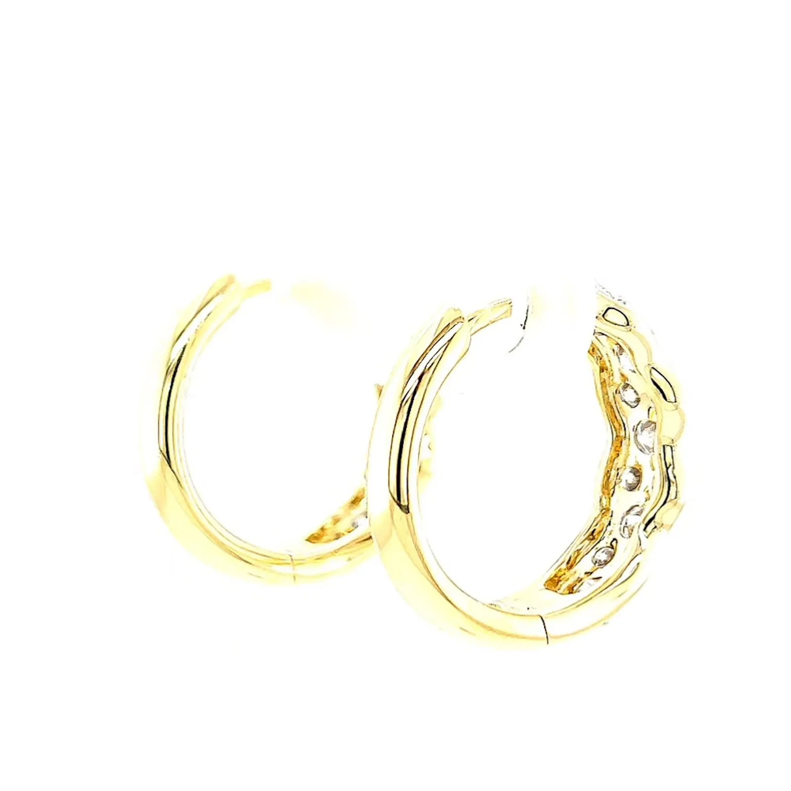 Celebration 9ct Yellow Gold Round Brilliant Cut 1 Carat tw of Lab Grown Diamonds  Huggie Earrings