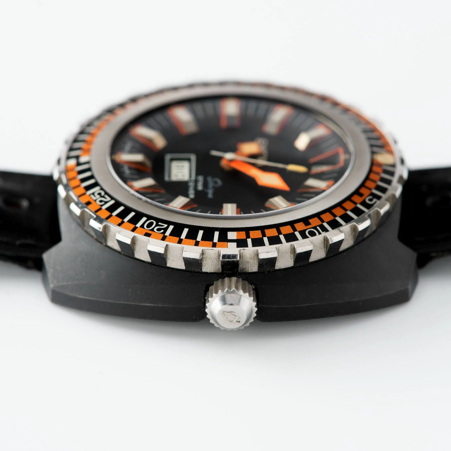 Enicar Sherpa Star Diver 147-05-02