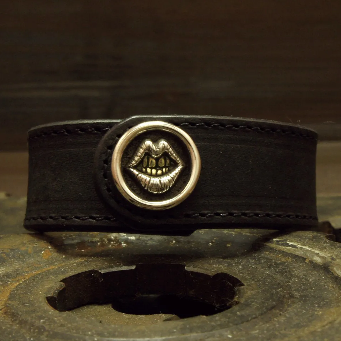 Fake smile Pride of BlueCollar Leather Bangle