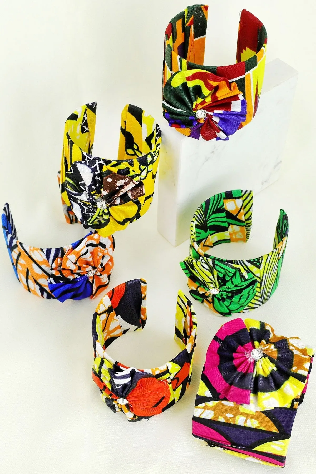 FLOWER CUFF BRACELET AFRICAN PRINT