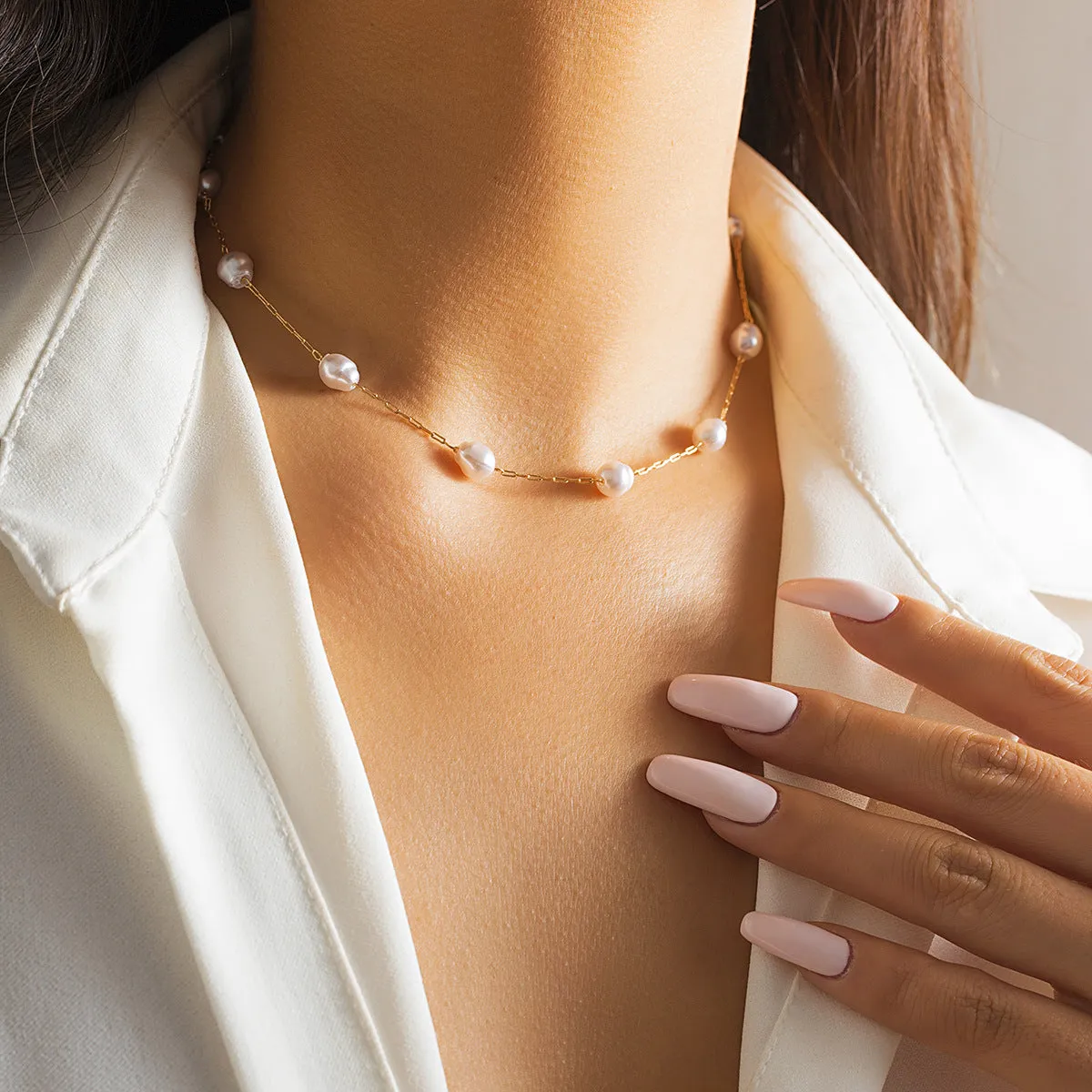 French Baroque Imitation Pearl Choker Necklace from the Vienna Verve Collection