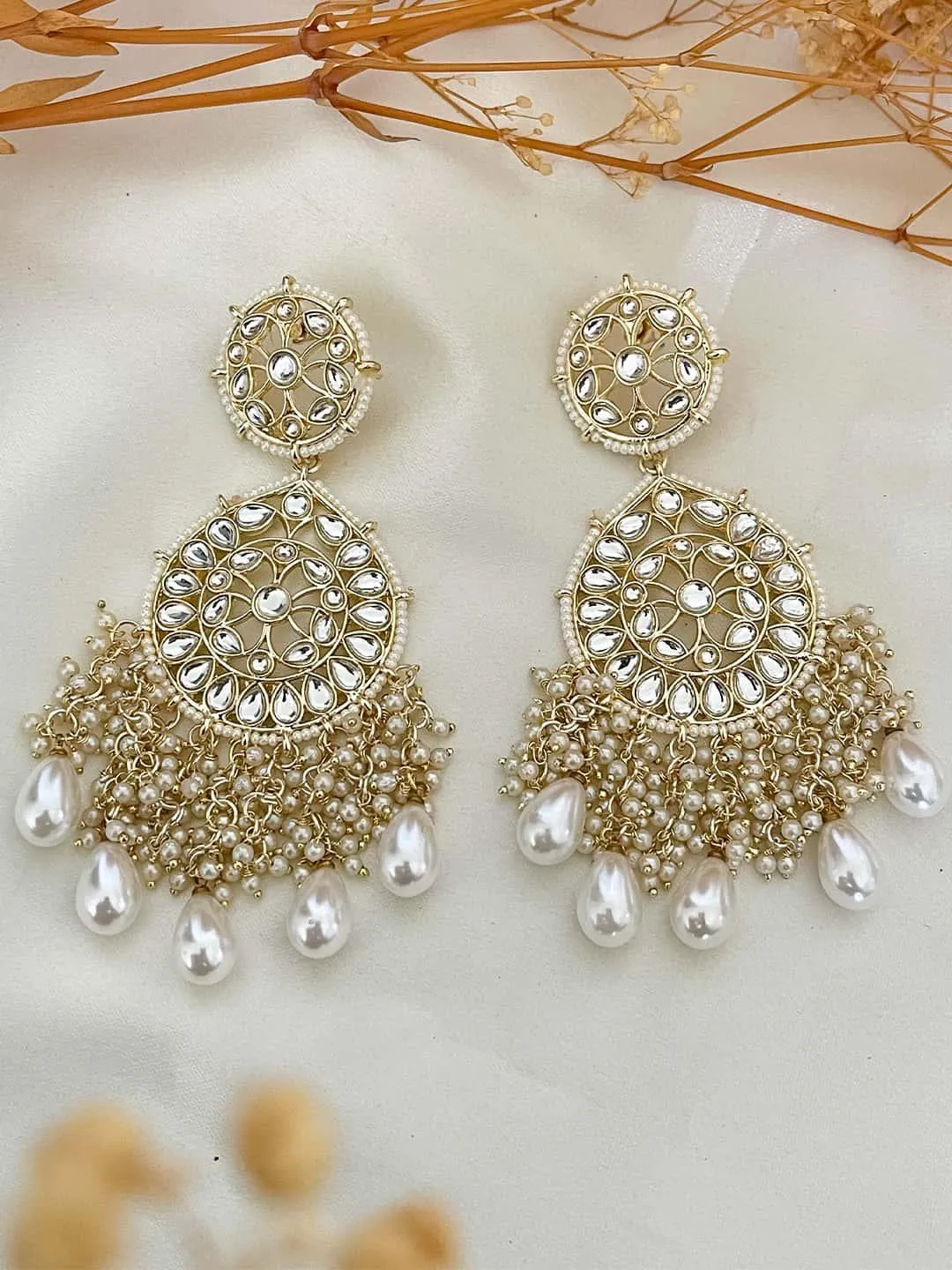 Garima Bhandari In Kundan Chandbali And Pearls Earrings