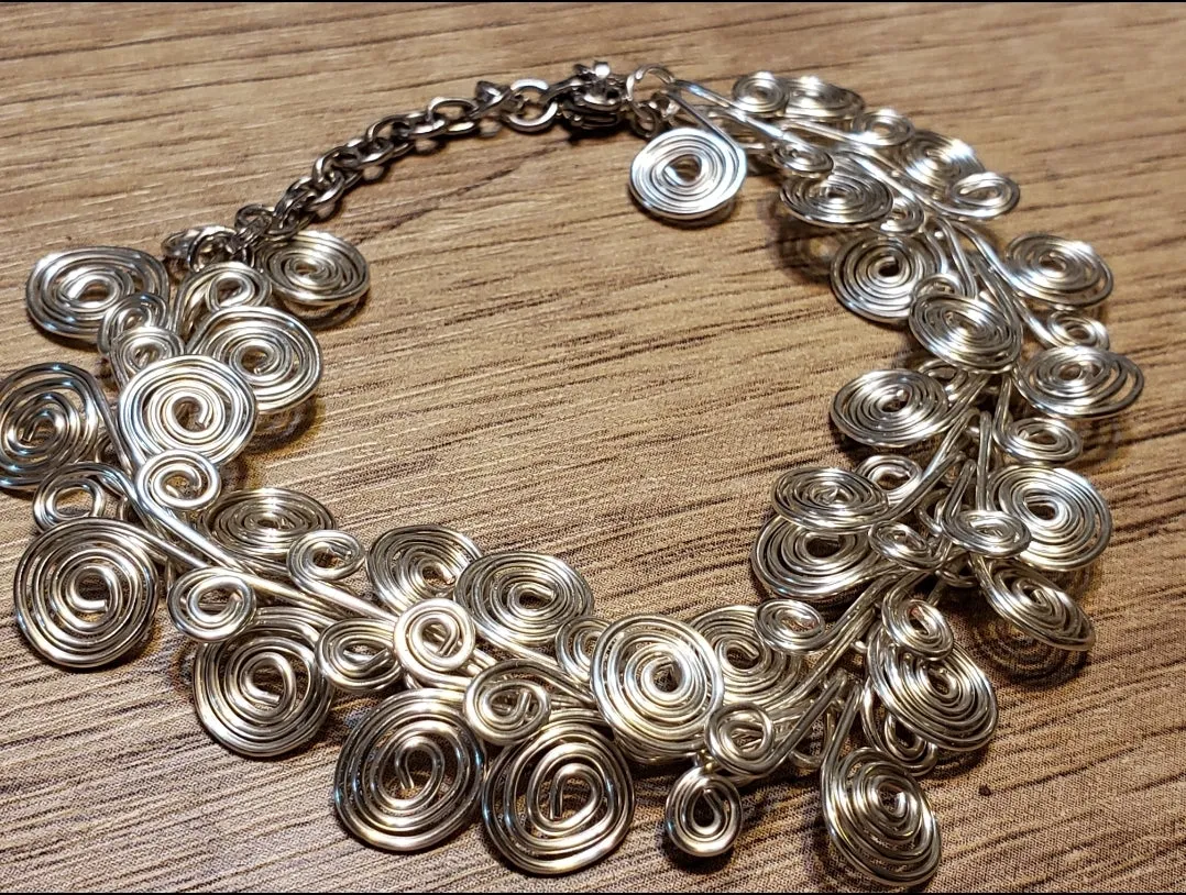 Hand Crafted Sterling Silver Plated Spiral Chain Bracelet. Adjustable 7"-8.5" with Spring Ring Clasp