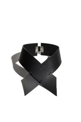 Hiastee Choker