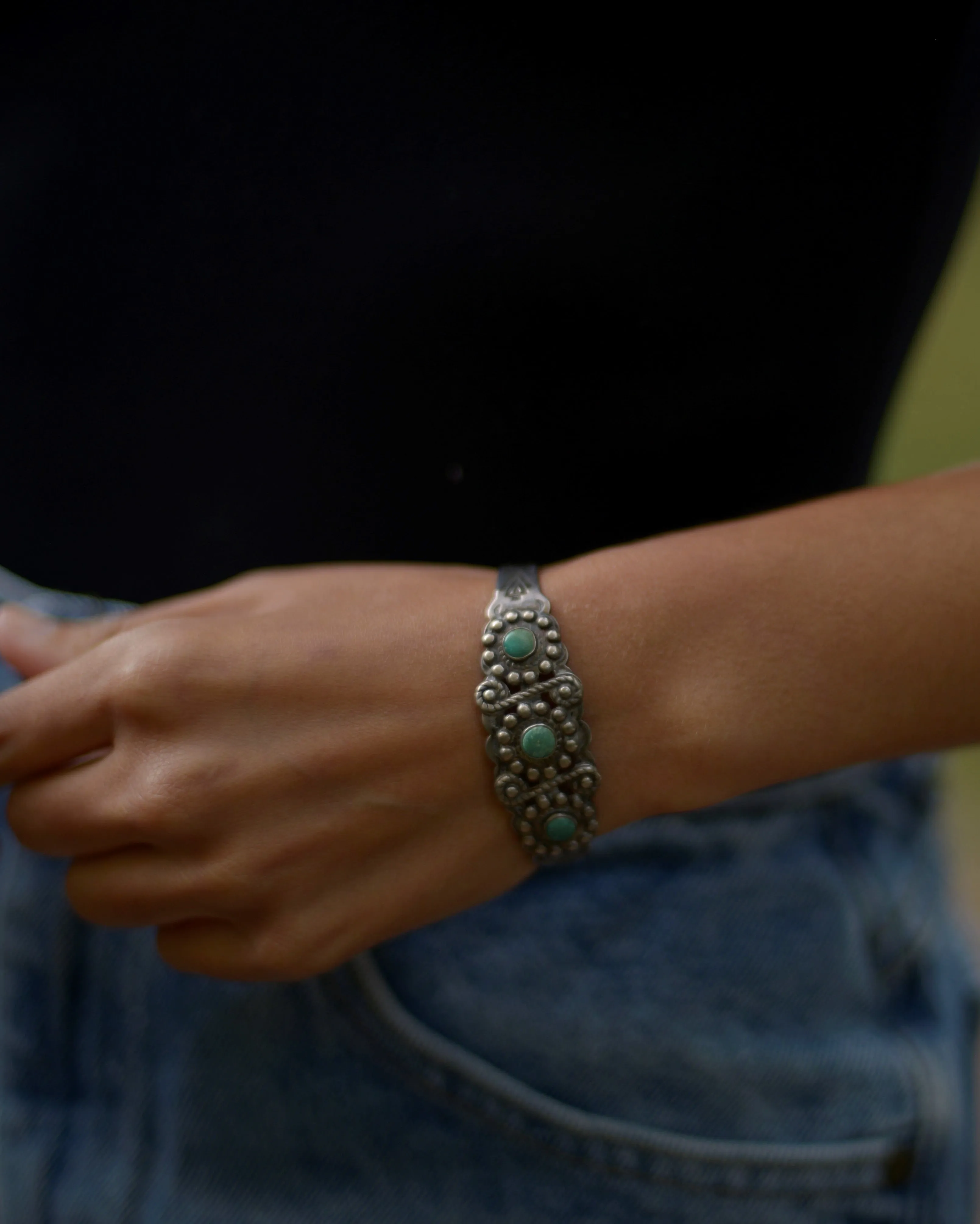 Late 40s Harvey era Navajo turquoise cuff bracelet