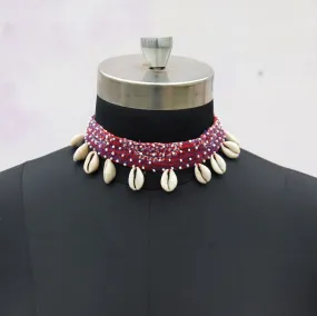 Mehroon shell choker