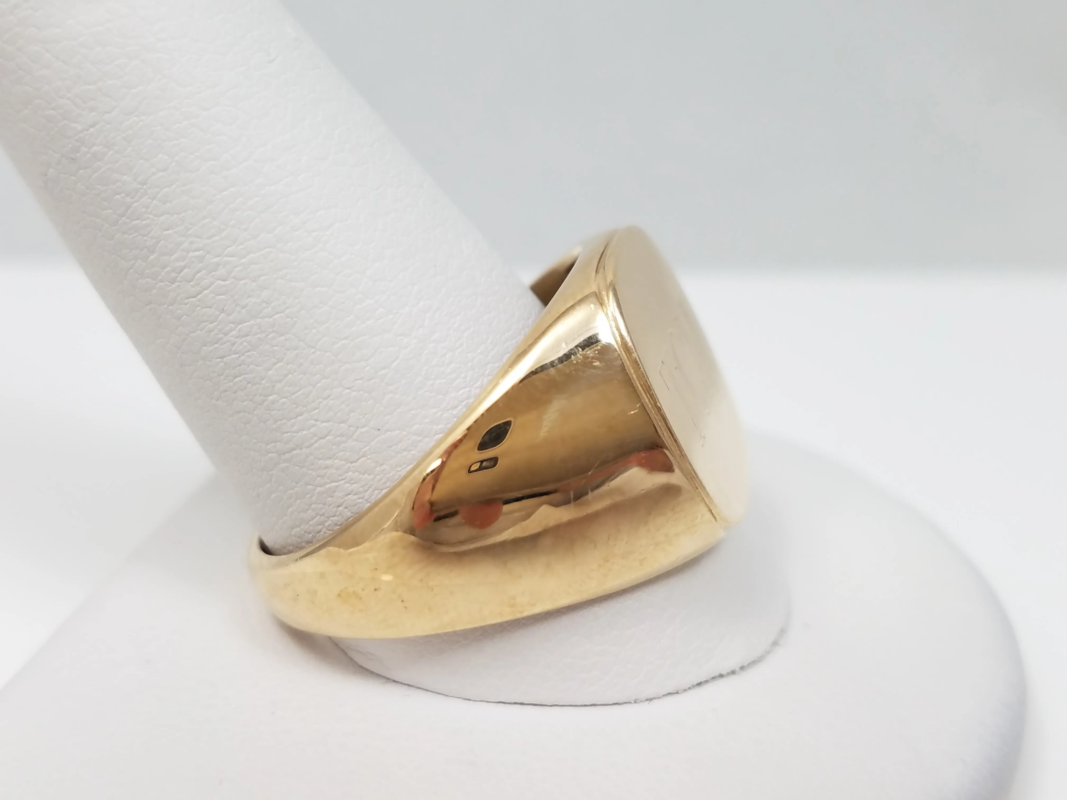 Men's 10k Yellow Gold Signet Ring