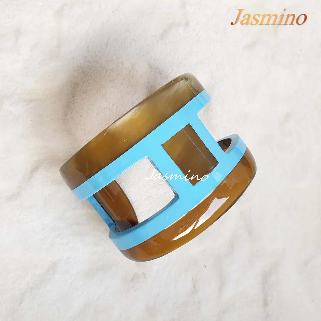 Natural Handmade Bracelet Cuff J17594, Made by Buffalo Horn and Lacquer