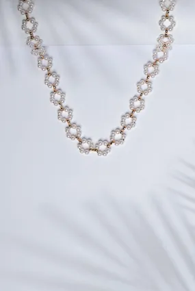 Pearl choker necklace