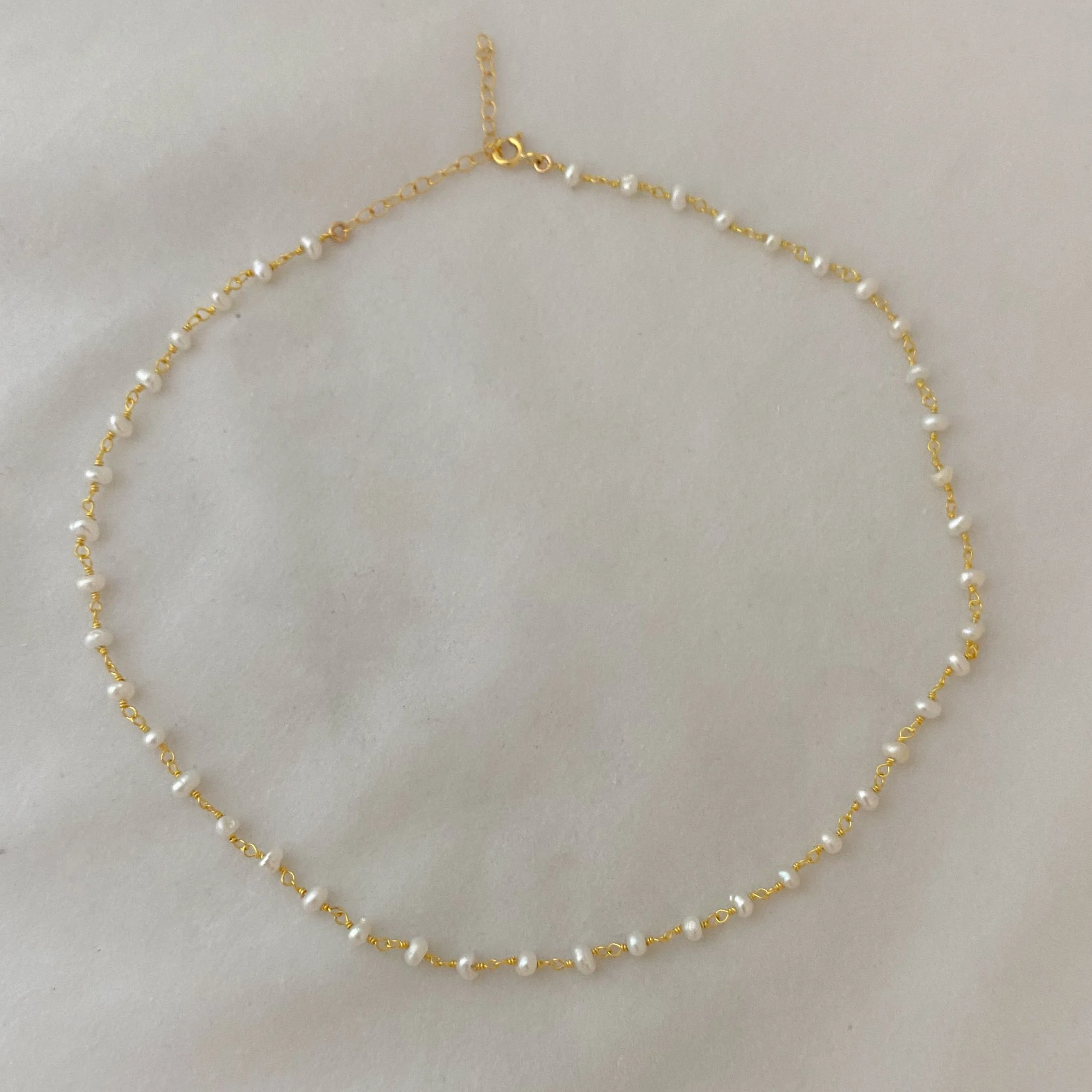 Pearl choker