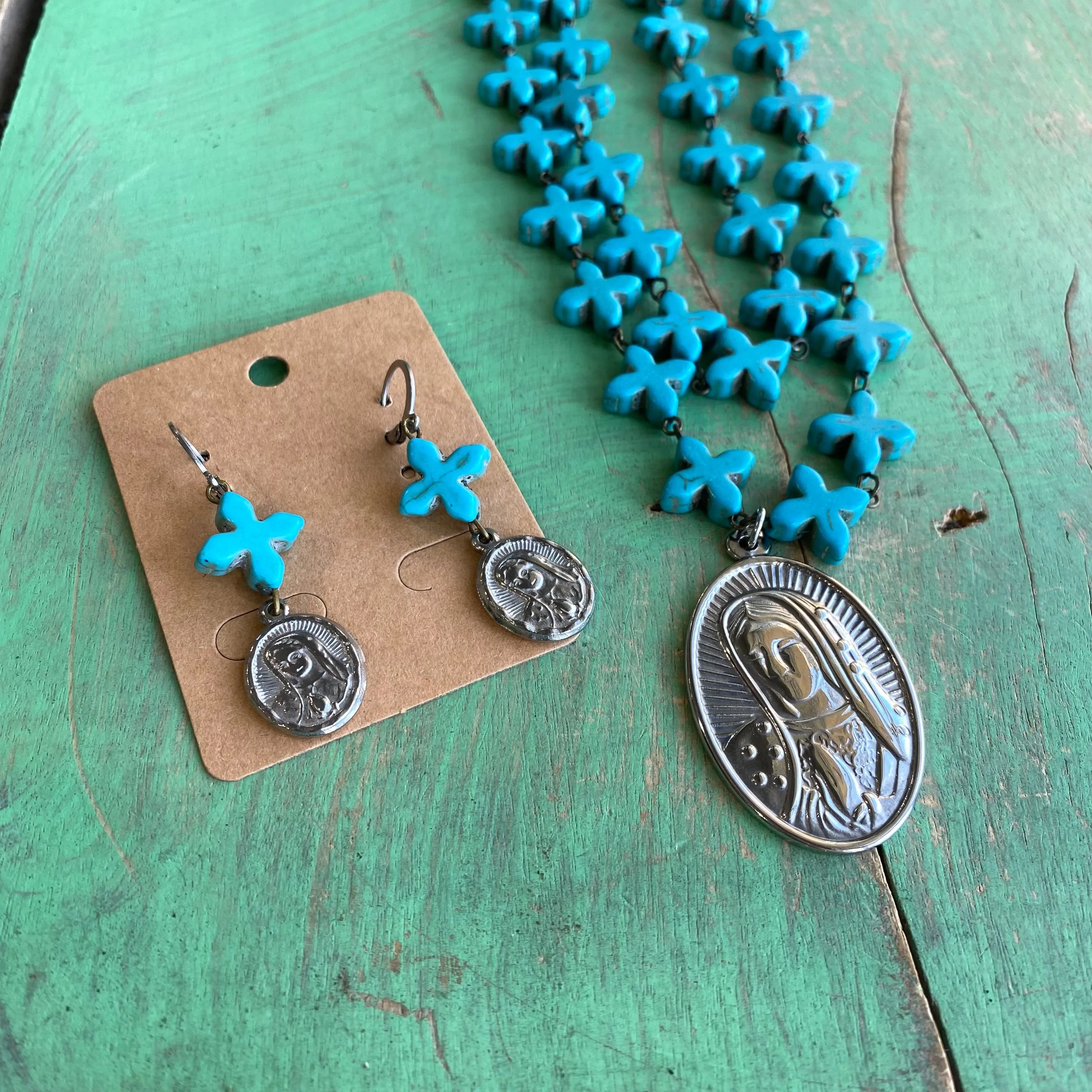 Turquoise Cross Link Double Layer Necklace and Earrings Set